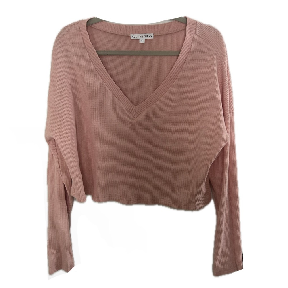 {ALL THE WAYS} long sleeve crop